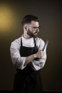 ¿En qué se parecen un barbero y un cocinero?