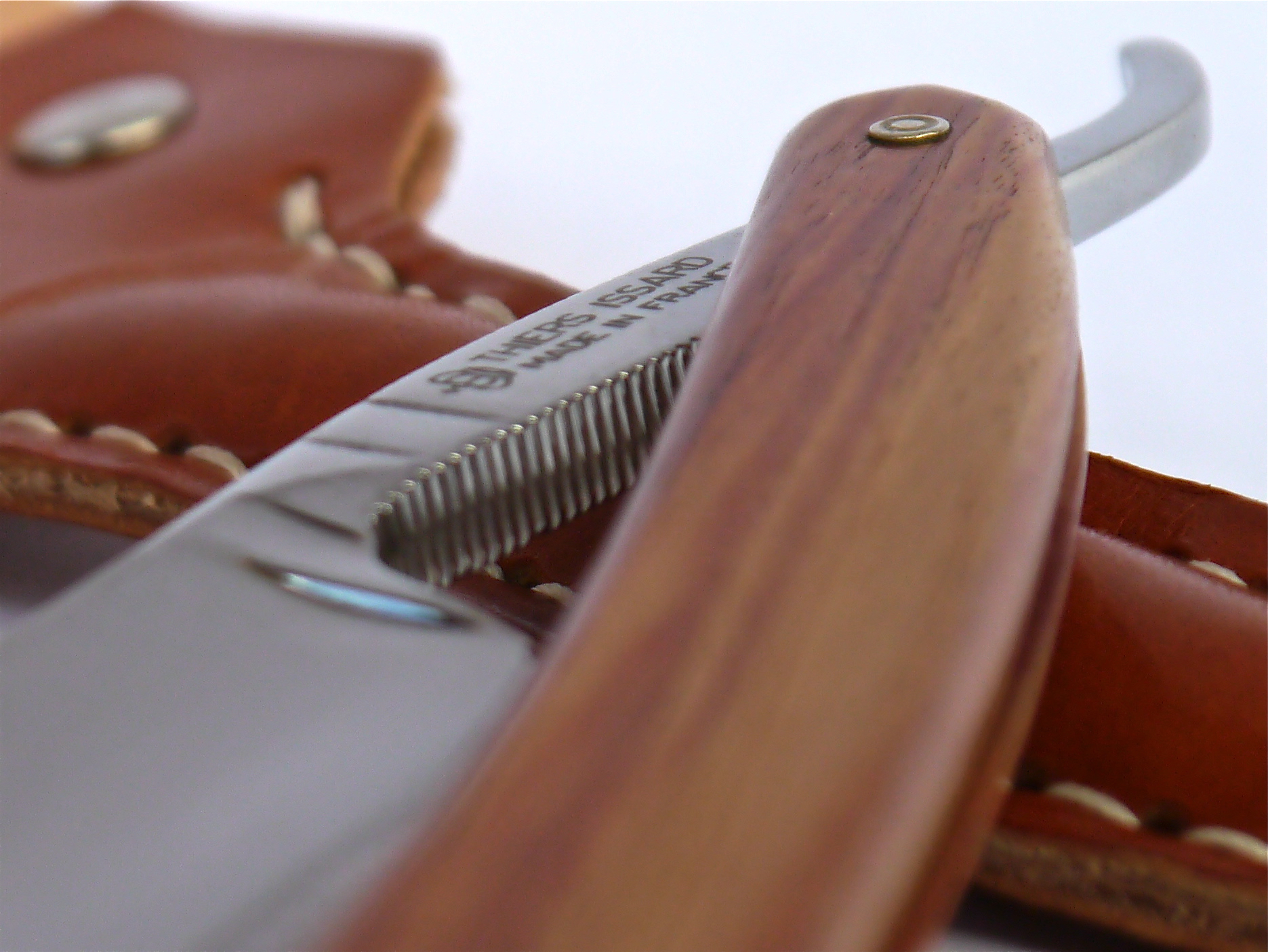 Detalle shavette Thiers Issard